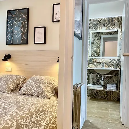 Habitat Barcelona Apartment