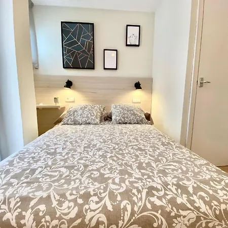 Habitat Barcelona Apartment *
